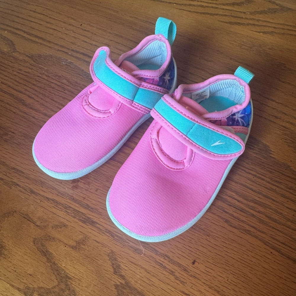 Speedo Kids Vibrant Pink and Aqua Water Shoes
